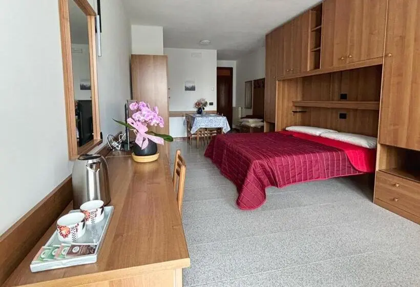 ダブルベッドのスタンダードスタジオ, Smart Residence Aviano