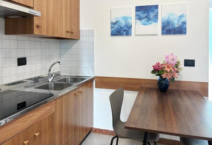 ダブルベッドのスタンダードスタジオ, Smart Residence Aviano