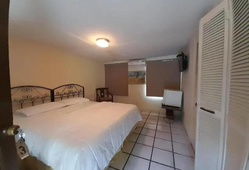 デラックスルーム, La Casa De Analu