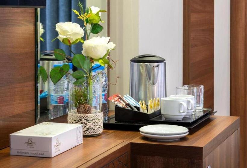 اتاق استاندارد سه نفره, فندق سنود الريان
