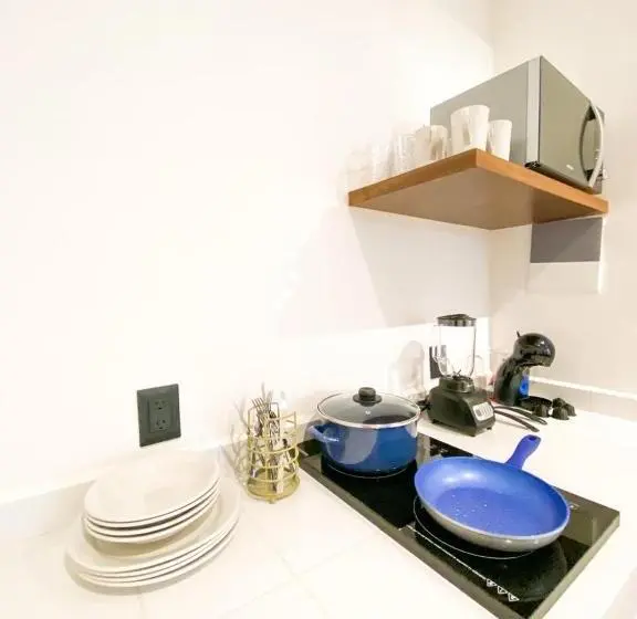 اتاق لوکس چهار تخته, Balam Suites