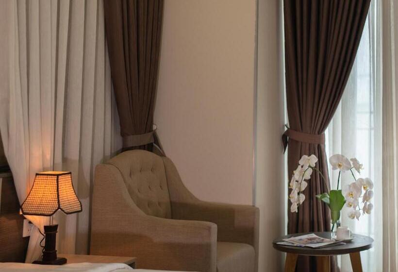 اتاق استاندارد با بالکن, Bn Boutique Nha Trang Beach