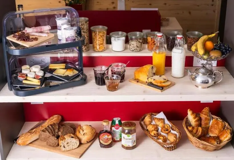 マウンテンビュースタンダードルーム, Chalet Nant Rouge