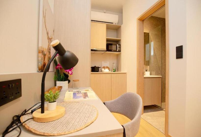 اتاق لوکس, Coliwoo 298 River Valley Coliving