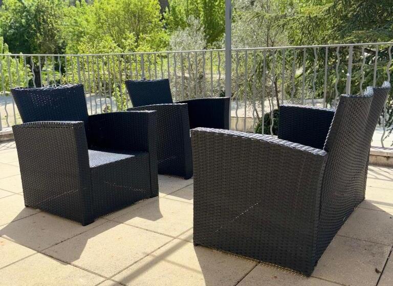 Четырехместный Номер Стандарт, Domaine Saint Julien