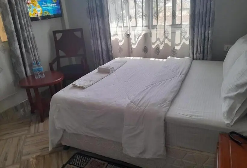 اتاق استاندارد, Mbeya Starinn