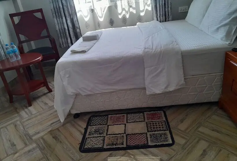 اتاق استاندارد, Mbeya Starinn