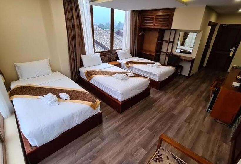 Трехместный Номер Deluxe, Lisha Garden Resort