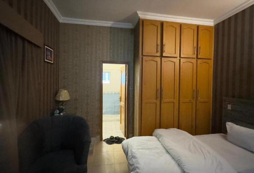 ファミリールーム, Secure Inn