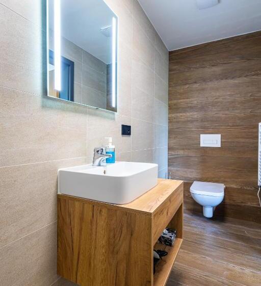 Номер Стандарт, Sporthotel Trhovky