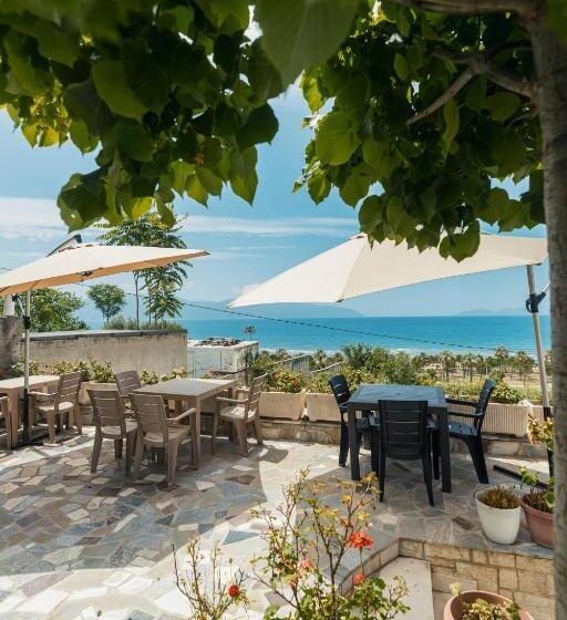 エコノミールーム, Voyage Villa