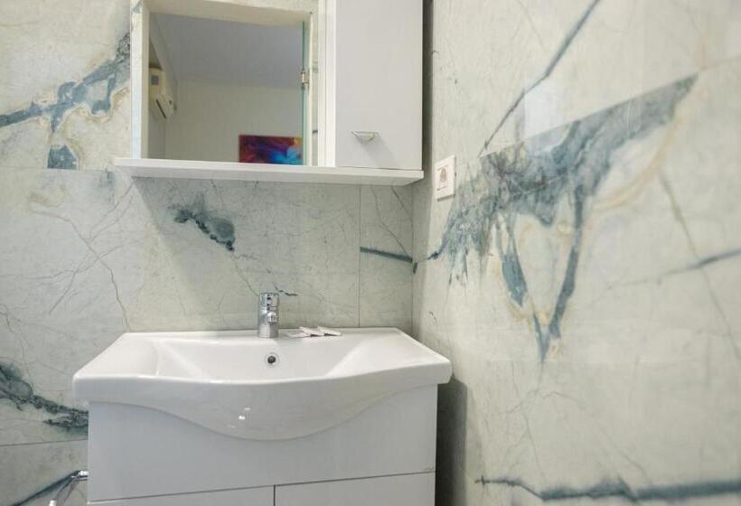 エコノミールーム, Voyage Villa