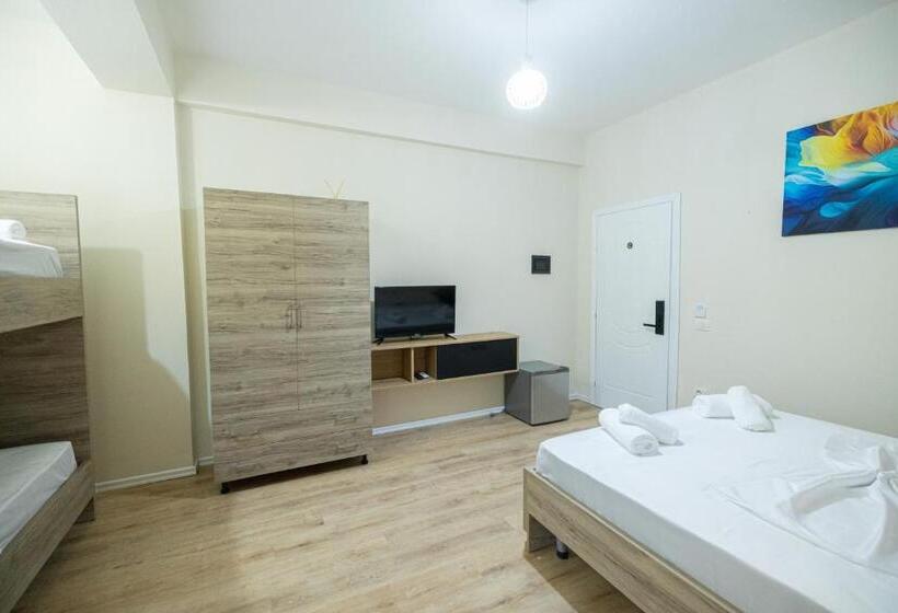 スタンダード4人部屋, Voyage Villa