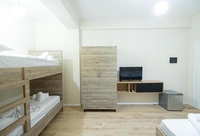 スタンダード4人部屋, Voyage Villa