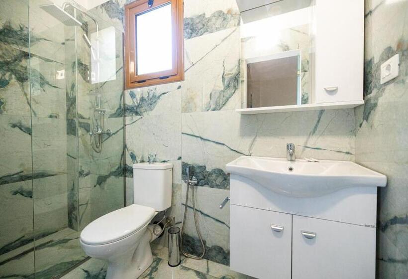 バルコニー付きデラックスルーム, Voyage Villa