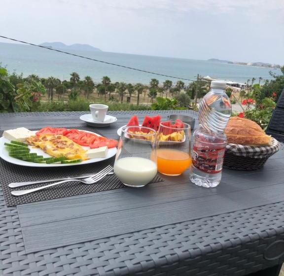 オーシャンビューのデラックストリプルルーム, Voyage Villa