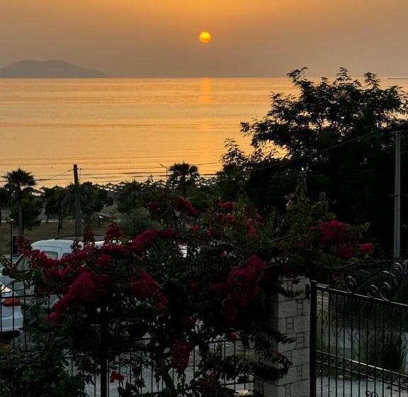 オーシャンビューのデラックストリプルルーム, Voyage Villa