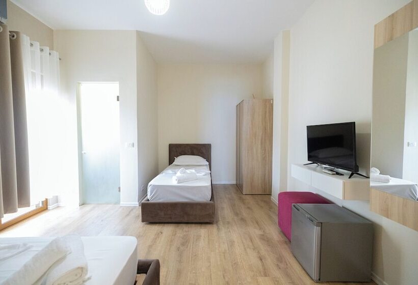 オーシャンビューのデラックストリプルルーム, Voyage Villa