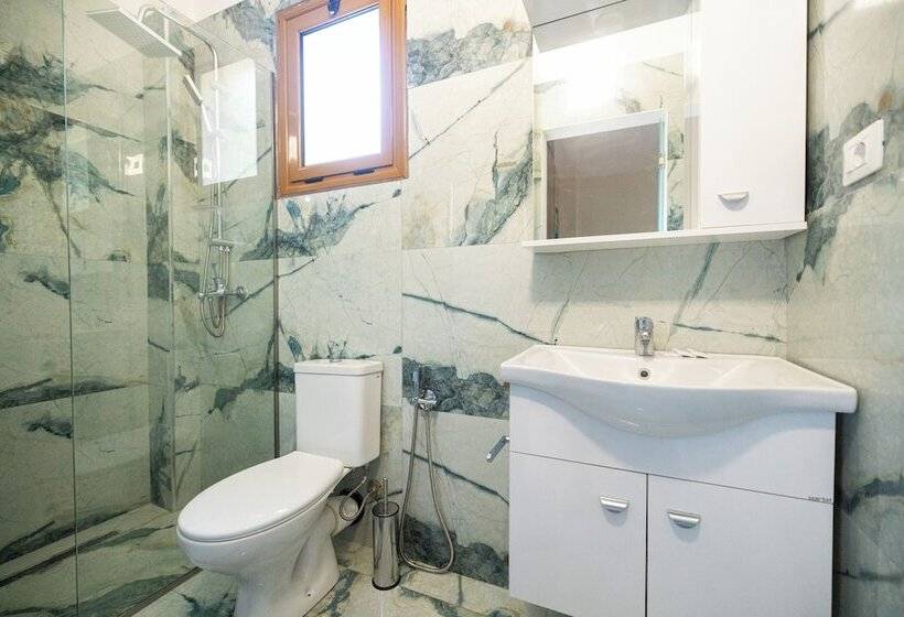 オーシャンビューのデラックストリプルルーム, Voyage Villa