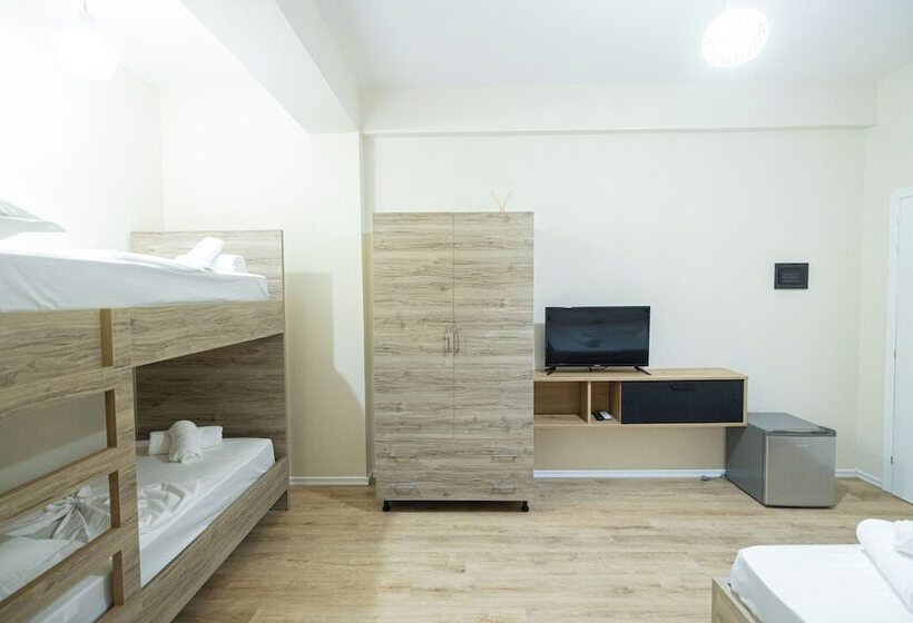 スタンダード4人部屋, Voyage Villa