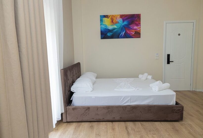 バルコニー付きデラックスルーム, Voyage Villa