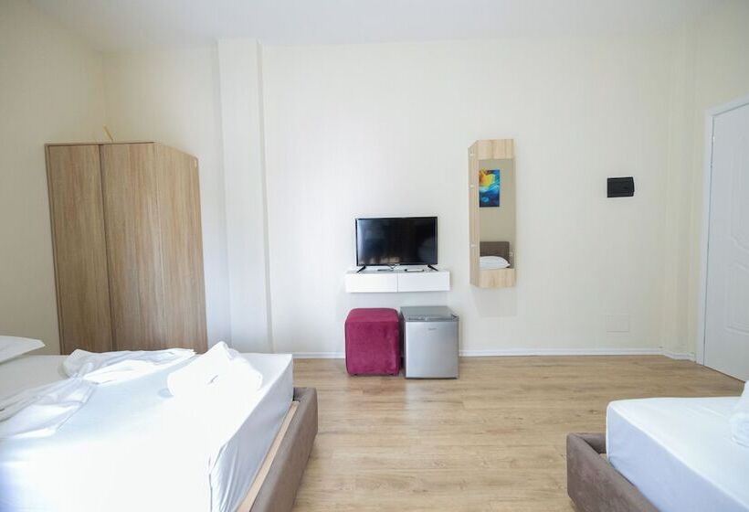 デラックストリプルルーム, Voyage Villa