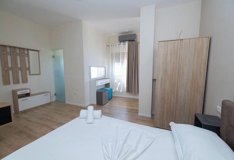 片側に海が見えるデラックスルーム, Voyage Villa