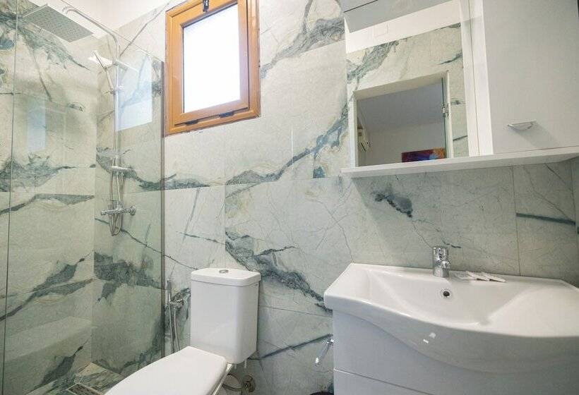 片側に海が見えるデラックスルーム, Voyage Villa