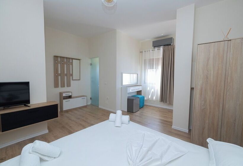 オーシャンビュースイート, Voyage Villa