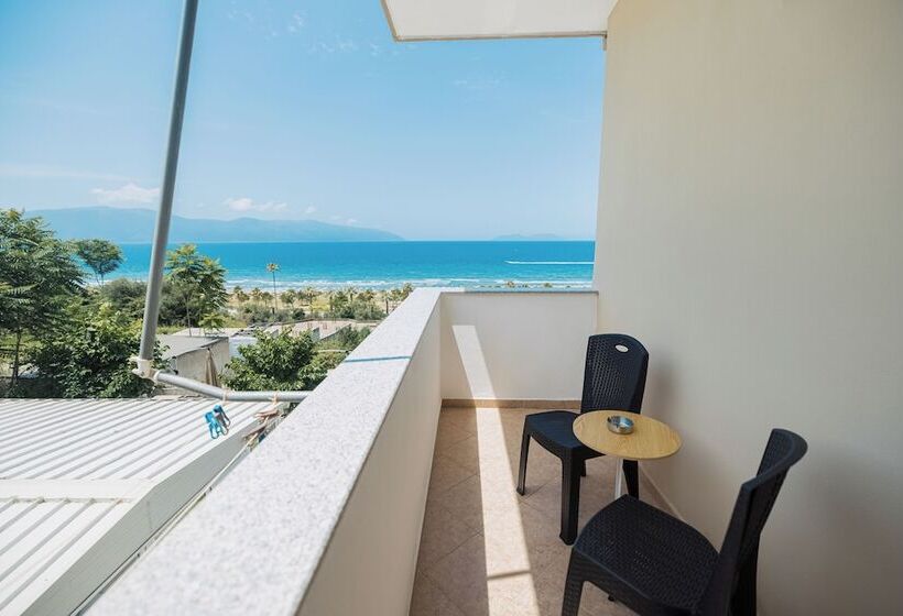 オーシャンビュースイート, Voyage Villa