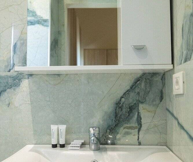 オーシャンビュースイート, Voyage Villa