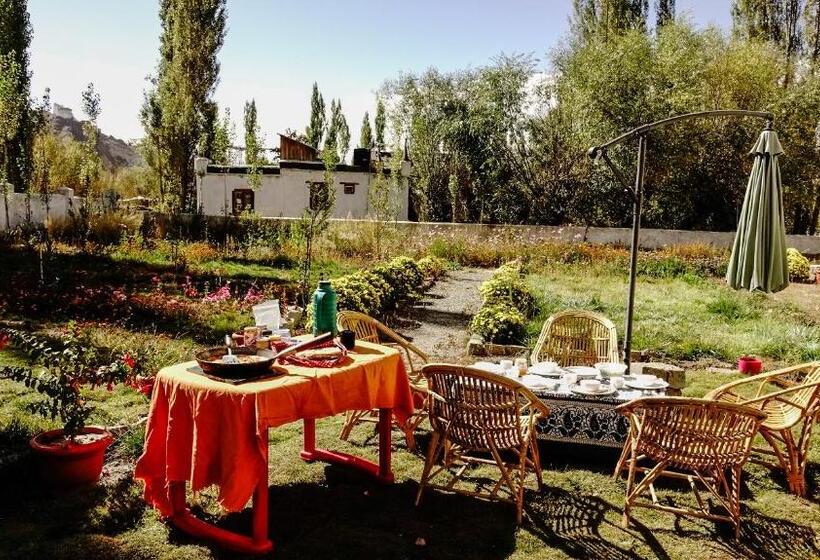 חדר סטודיו סטנדרד, Ladakh Eco House