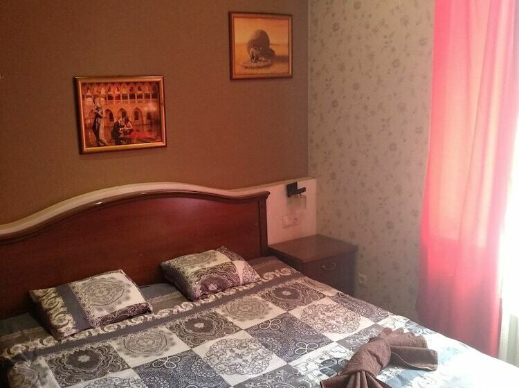 اتاق راحتی, Atrium Guesthouse