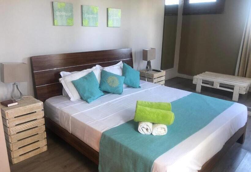 스탠다드 룸 바다 전망, Le Gite Du Bonheur Guest House & Car Rental