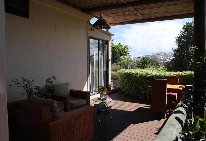 스탠다드 트리플 룸, Le Gite Du Bonheur Guest House & Car Rental