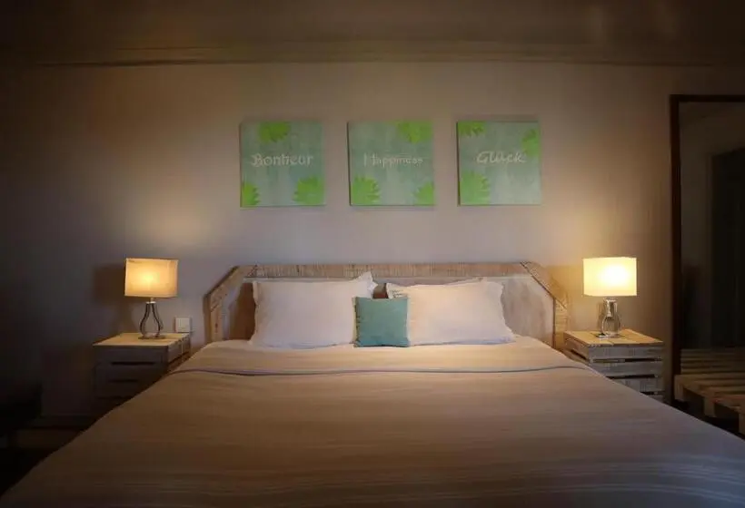 اتاق سوپریور با تخت بزرگ, Le Gite Du Bonheur Guest House & Car Rental