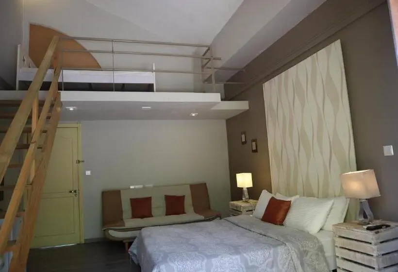 اتاق خانوادگی با چشم‌انداز کوه, Le Gite Du Bonheur Guest House & Car Rental