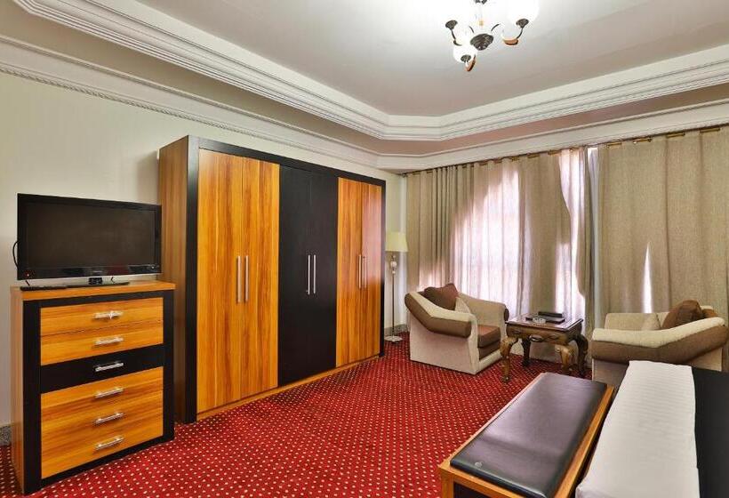 デラックスルーム, Al Faleh