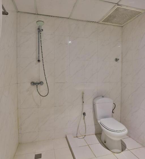 デラックスルーム, Al Faleh