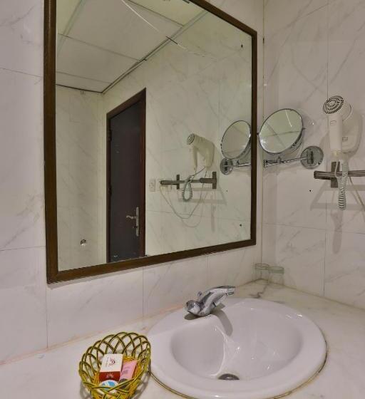 デラックスルーム, Al Faleh