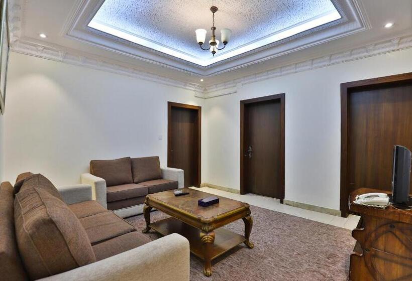 キングサイズベッドのスイートルーム, Al Faleh