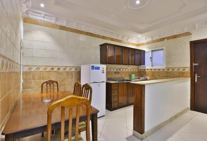 キングサイズベッドのスイートルーム, Al Faleh