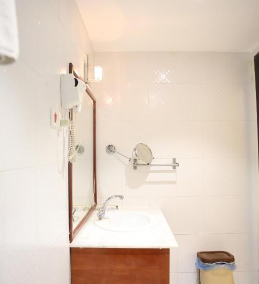 エコノミールーム, Al Faleh