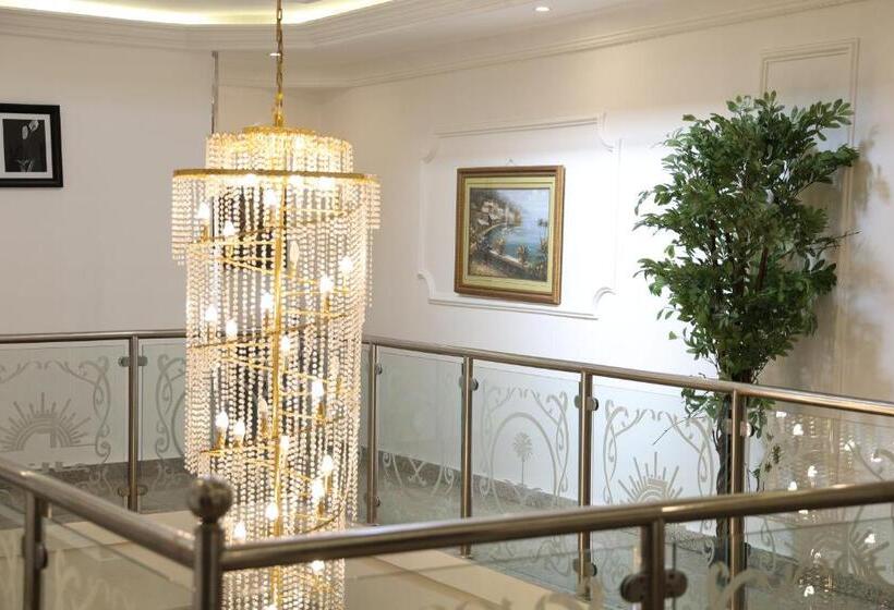 キングサイズベッドのスイートルーム, Al Faleh