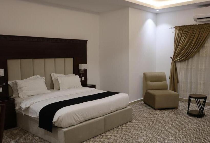 キングサイズベッドのスイートルーム, Al Faleh