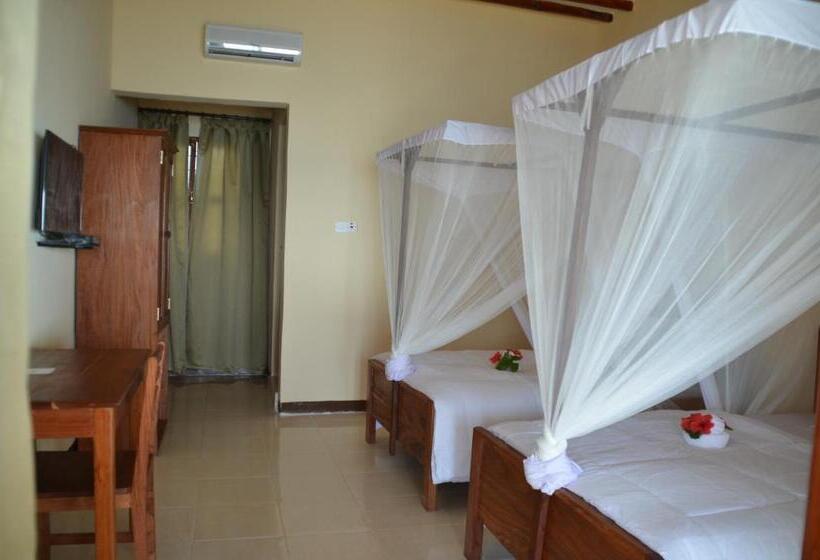 Triple Room Sea View, Sea View Beach