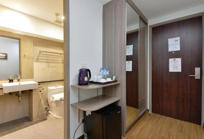 اتاق لوکس, Bedever Boutique Bangkok Hotel   Bts Phra Khanong