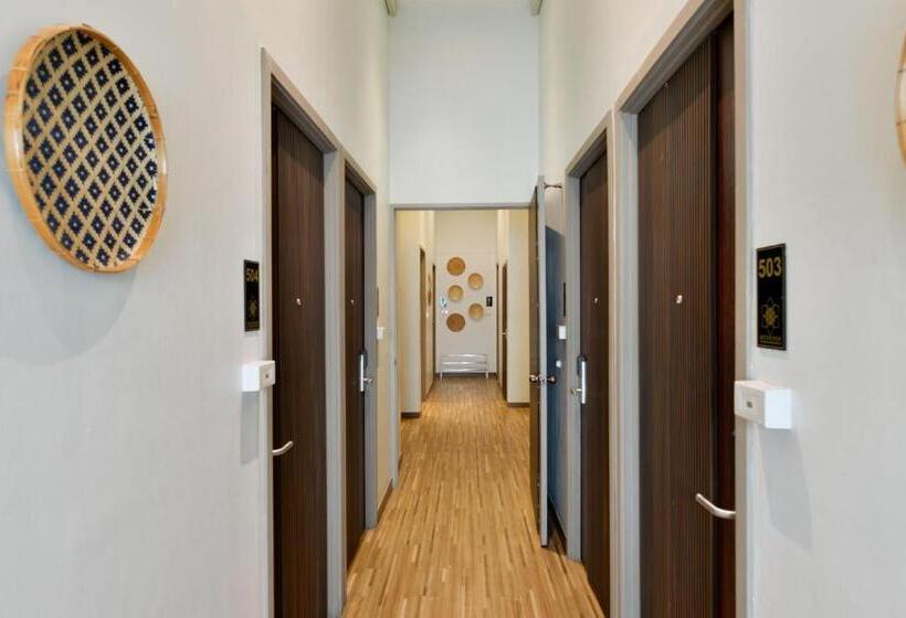 استودیوی استاندارد, Bedever Boutique Bangkok Hotel   Bts Phra Khanong