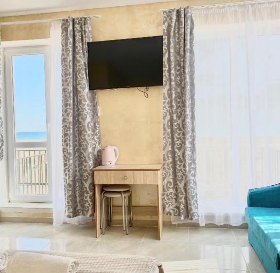 اتاق سه نفره سوپریور با چشمانداز دریا, ля вады