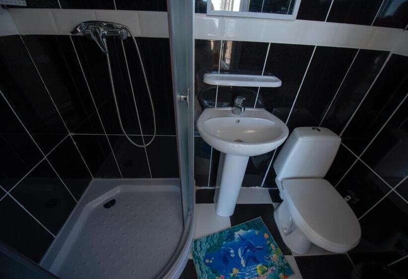 سوییت جونیور با چشمانداز دریا, ля вады